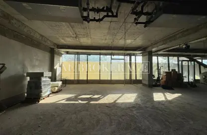 Shop - Studio - 2 Bathrooms for rent in Golden Gate - Oud Metha - Bur Dubai - Dubai