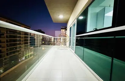 Apartment - 1 Bedroom - 2 Bathrooms for rent in Jumeirah Garden City - Al Satwa - Dubai