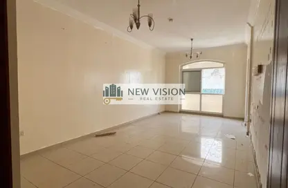 Apartment - 1 Bedroom - 2 Bathrooms for rent in Al Qulaya'ah - Al Sharq - Sharjah