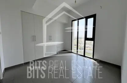 Apartment - 2 Bedrooms - 2 Bathrooms for sale in Hayat Boulevard-1A - Hayat Boulevard - Town Square - Dubai
