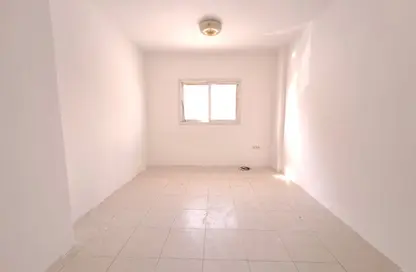 Apartment - 2 Bedrooms - 2 Bathrooms for rent in Muwaileh 3 Building - Muwaileh - Sharjah