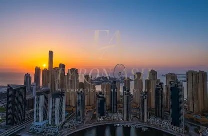 Apartment - 3 Bedrooms - 3 Bathrooms for rent in Vida Residences Dubai Marina - Dubai Marina - Dubai