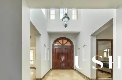 Villa - 4 Bedrooms - 5 Bathrooms for rent in Entertainment Foyer - European Clusters - Jumeirah Islands - Dubai