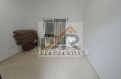 شقة - غرفة نوم - 2 حمامات للايجار في برج النعيمية ون - النعيمية - عجمان
