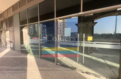 Retail - Studio for rent in Khalifa City A - Khalifa City - Abu Dhabi