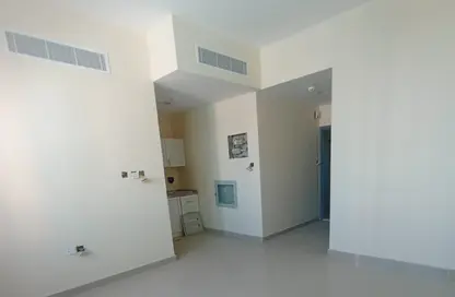 Apartment - Studio - 1 Bathroom for rent in Ajman Global City - Al Alia - Ajman