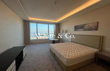 Apartment - Studio - 1 Bathroom for rent in The Palm Tower - Palm Jumeirah - Dubai
