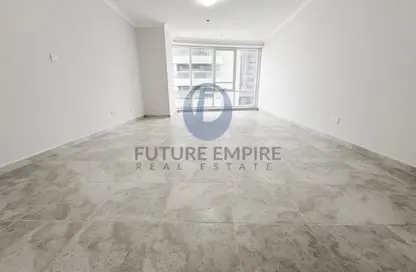 شقة - 3 غرف نوم - 5 حمامات للايجار في برج اسكيب - الخليج التجاري - دبي