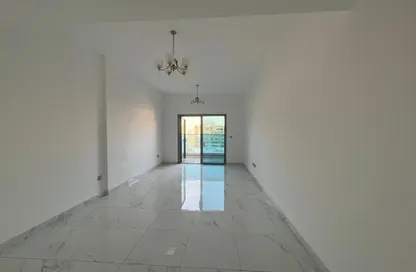 Apartment - 2 Bedrooms - 3 Bathrooms for rent in Al Majaz 1 - Al Majaz - Sharjah