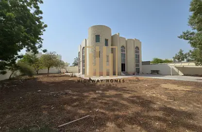 Villa - 4 Bedrooms - 5 Bathrooms for rent in Al Khezamia - Mughaidir - Sharjah