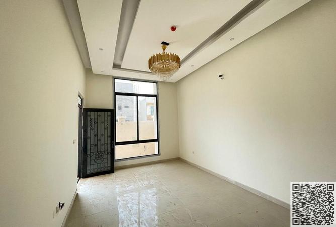 15555101 - Property Image 2