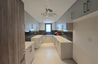 Apartment - 4 Bedrooms - 5 Bathrooms for sale in Jawaher Residences - Maryam Island - Sharjah