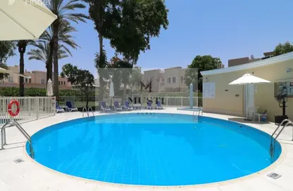 Villa - 2 Bedrooms - 3 Bathrooms for rent in Springs 2 - The Springs - Dubai