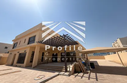 Villa - 6 Bedrooms for rent in Shakhbout City - Abu Dhabi