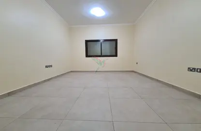 شقة - 2 غرف نوم - 2 حمامات للايجار في المرايجب - الجيمي - العين
