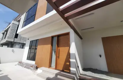 Villa - 4 Bedrooms - 6 Bathrooms for sale in Hoshi 1 - Hoshi - Al Badie - Sharjah