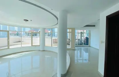 Apartment - 4 Bedrooms - 5 Bathrooms for rent in Blue Tower - Sheikh Zayed Road - Dubai Apartment - 4 Bedrooms - 5 Bathrooms for rent in Blue Tower - Sheikh Zayed Road - Dubai