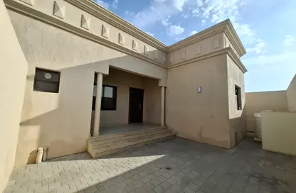 فيلا - 3 غرف نوم - 4 حمامات للايجار في مركز محمد بن زايد - مدينة محمد بن زايد - أبوظبي