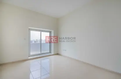 Apartment - 1 Bathroom for rent in Ajmal Sarah Tower - Dubai Residence Complex - Dubai