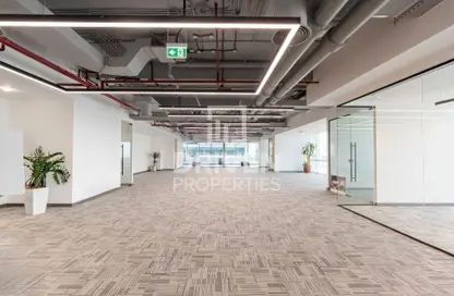 Office Space - Studio for rent in Emaar Business Park Building 3 - Emaar Business Park - Sheikh Zayed Road - Dubai