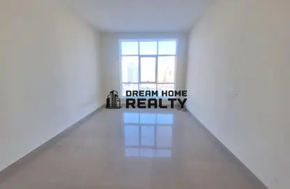 شقة - 2 غرف نوم - 2 حمامات للايجار في شارع التعاون الجديد - التعاون - الشارقة