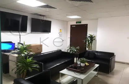 Office Space - Studio - 1 Bathroom for rent in Goldcrest Executive - JLT Cluster C - Jumeirah Lake Towers - Dubai