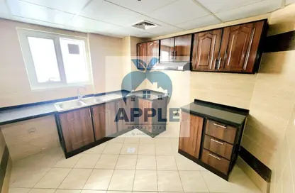 شقة - 2 غرف نوم - 2 حمامات للايجار في بناية مويليح 3 - مويلح - الشارقة