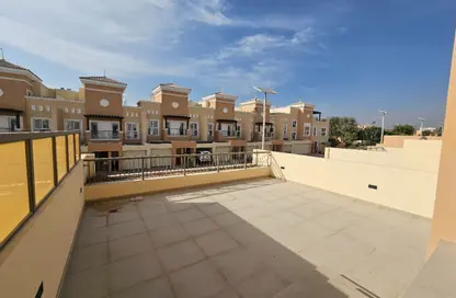 تاون هاوس - 4 غرف نوم - 5 حمامات للايجار في قرية ماربيلا - قمم النصر - مدينة دبي الرياضية - دبي