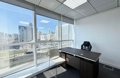 مكتب - استوديو - 4 حمامات للايجار في برج مدينة زايد - منطقة المرور - أبوظبي