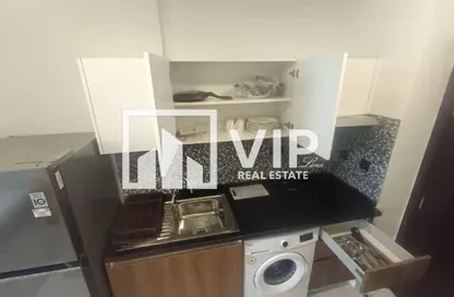 Apartment - Studio - 1 Bathroom for rent in The Gate - Masdar City - Abu Dhabi