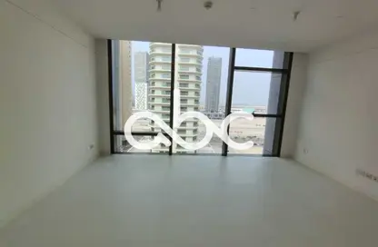 Apartment - 1 Bedroom - 2 Bathrooms for rent in RDK Towers - Najmat Abu Dhabi - Al Reem Island - Abu Dhabi