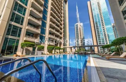 صورة لـ حوض سباحة شقة - غرفة نوم - 1 حمام للبيع في بوليفارد سنترال 2 - أبراج بوليفارد سنترال - دبي وسط المدينة - دبي ، صورة رقم 1
