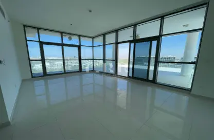 Empty Room image for: Apartment - 3 Bedrooms - 5 Bathrooms for sale in Golf Promenade 5A - Golf Promenade - DAMAC Hills - Dubai, Image 1