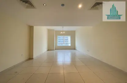 Apartment - 3 Bedrooms - 4 Bathrooms for rent in Cornich Al Khalidiya - Al Khalidiya - Abu Dhabi
