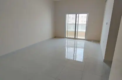 Apartment - 1 Bedroom - 2 Bathrooms for rent in Al Jurf 2 - Al Jurf - Ajman Downtown - Ajman