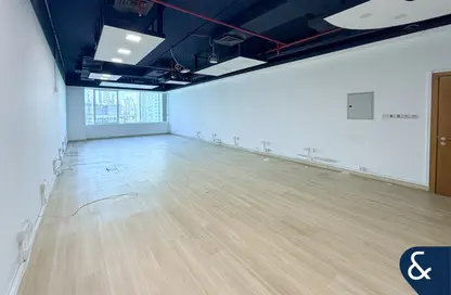 مكتب - استوديو للايجار في كابيتال جولدن تاور - الخليج التجاري - دبي