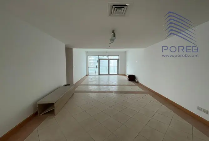 Apartment - 3 Bedrooms - 3 Bathrooms for sale in Marina Terrace - Dubai Marina - Dubai
