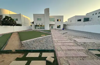 فيلا - 4 غرف نوم - 4 حمامات للايجار في فيلات القرهود - منطقة القرهود - دبي