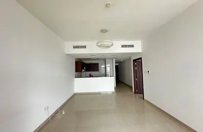 Apartment - 1 Bedroom - 2 Bathrooms for rent in Elysium 1 - Jumeirah Garden City - Al Satwa - Dubai