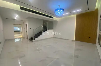 تاون هاوس - 3 غرف نوم - 5 حمامات للايجار في مسكن الامير - قرية الجميرا سركل - دبي