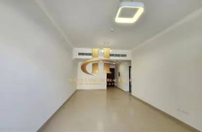 Apartment - 2 Bedrooms - 3 Bathrooms for rent in Art Gardens Building A - Arjan - Dubai