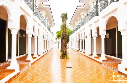 Villa - 5 Bedrooms - 6 Bathrooms for rent in Mirdif - Dubai