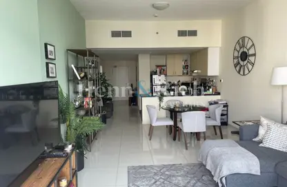 Apartment - 1 Bathroom for rent in Golf Panorama B - Golf Panorama - DAMAC Hills - Dubai