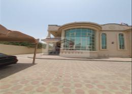 مجمع سكني - 3 غرف نوم - 5 حمامات للكراء في فلج هزاع - العين