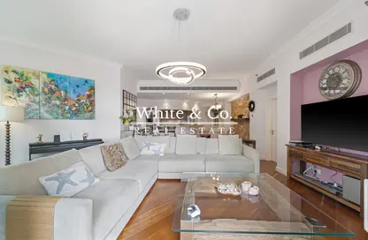 Apartment - 3 Bedrooms - 4 Bathrooms for sale in Al Dabas - Shoreline Apartments - Palm Jumeirah - Dubai