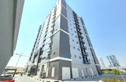 Apartment - Studio - 1 Bathroom for rent in Profile Residence - Dubai Sports City - Dubai