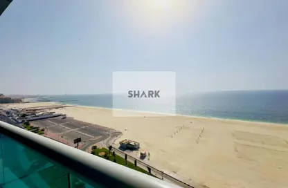 Apartment - 3 Bedrooms - 4 Bathrooms for sale in Ajman Corniche Residences - Ajman Corniche Road - Ajman