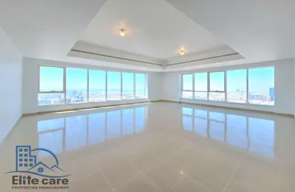 Apartment - 3 Bedrooms - 4 Bathrooms for rent in Sama Tower - Electra Street - Abu Dhabi