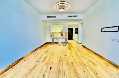 Apartment - 1 Bedroom - 2 Bathrooms for rent in The Waves Residences - Mankhool - Bur Dubai - Dubai