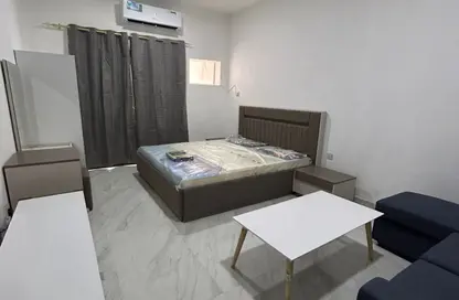Apartment - 1 Bathroom for rent in Mega Mall - Al Qasimia - Sharjah